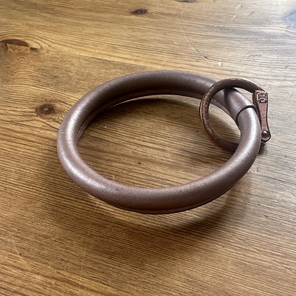 I venture Rose Gold Leather  Bracelet Key ring